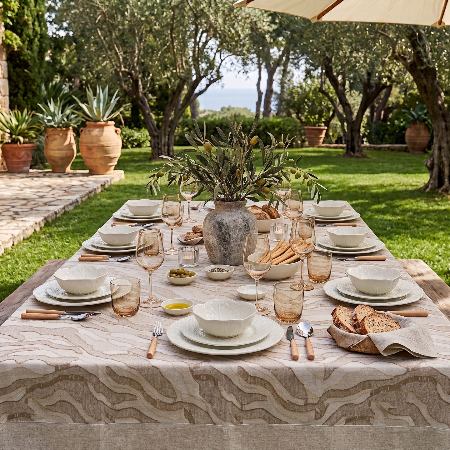 Loomé Home Desert Flow Tablecloth – Linen Blend, 200 x 300 cm